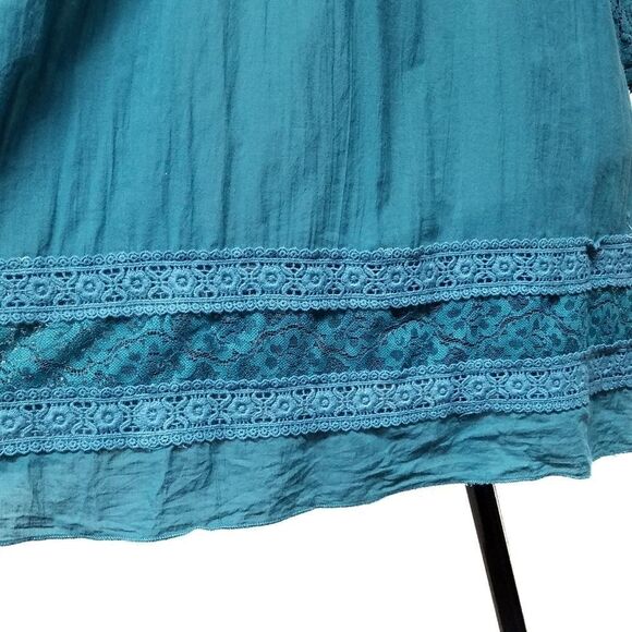 WINTER Lennon Turquoise Sheer Lace Crochet Tunic - Picture 4 of 8